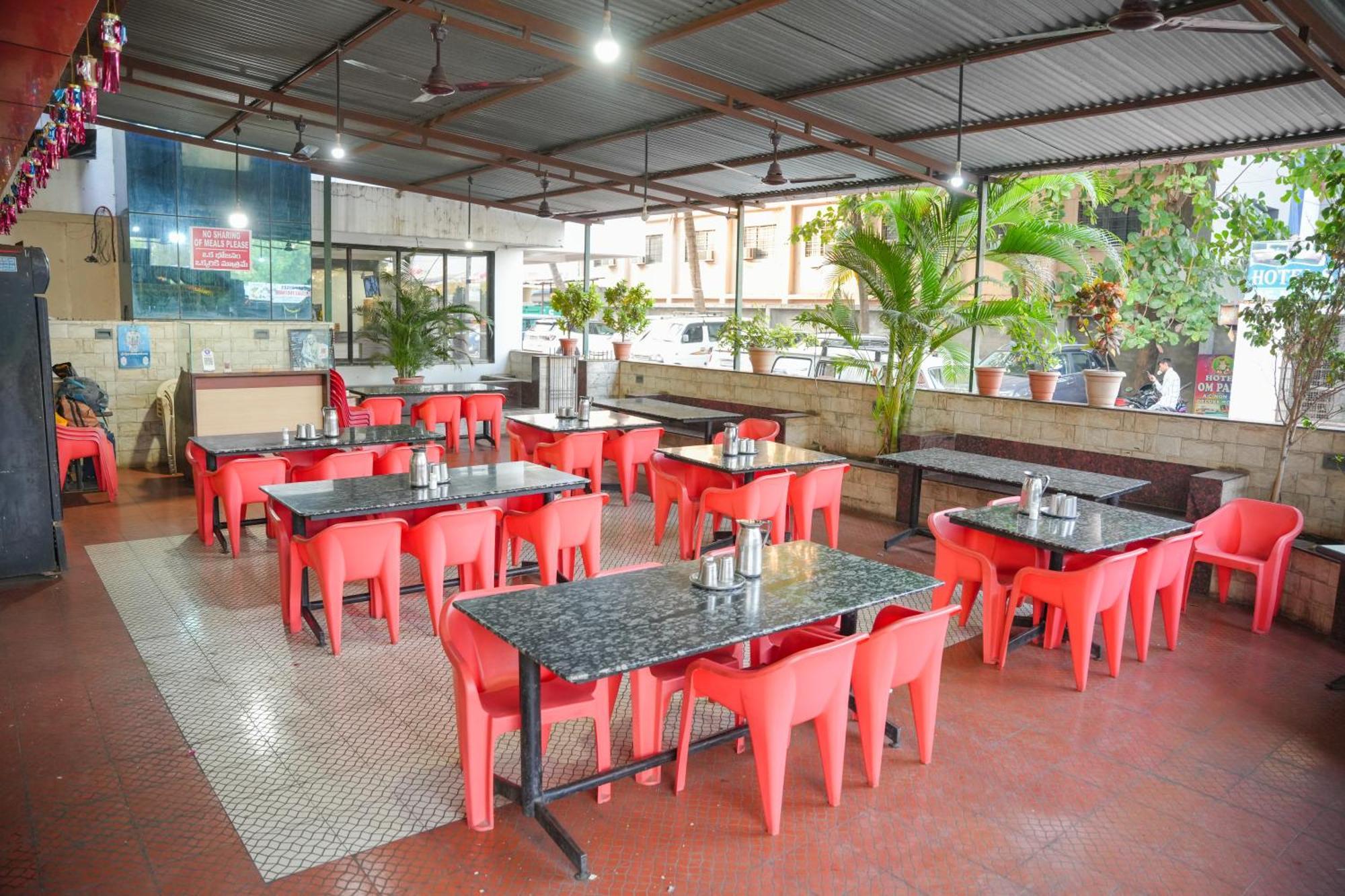 Hotel Sachidanand Shirdi Luaran gambar