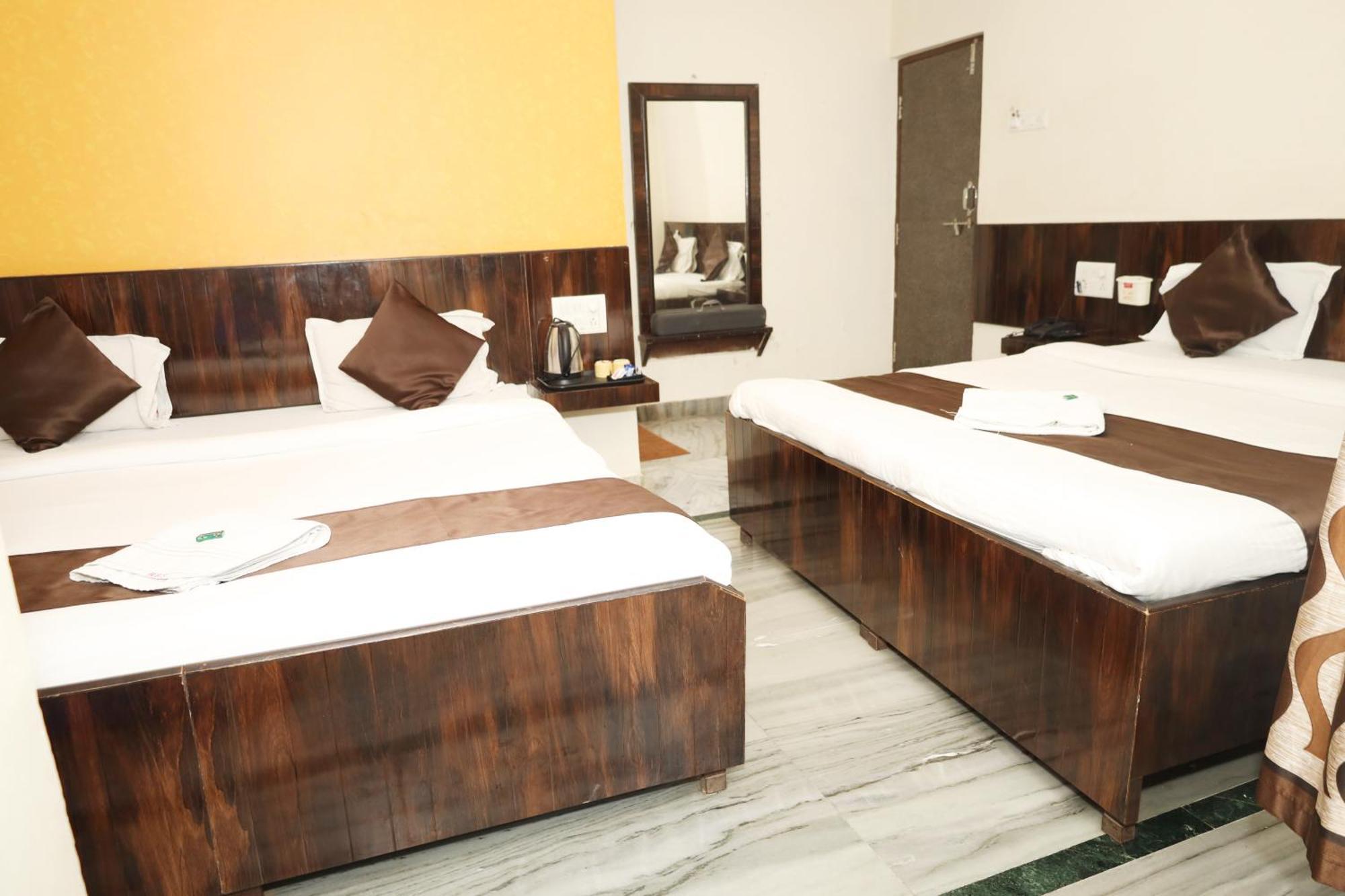 Hotel Sachidanand Shirdi Luaran gambar