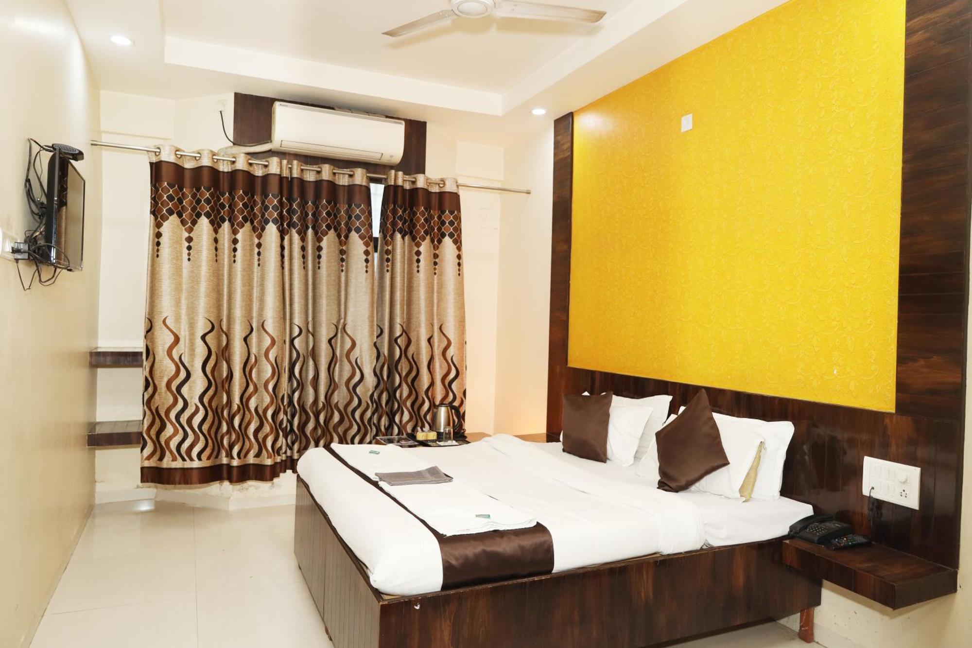 Hotel Sachidanand Shirdi Luaran gambar