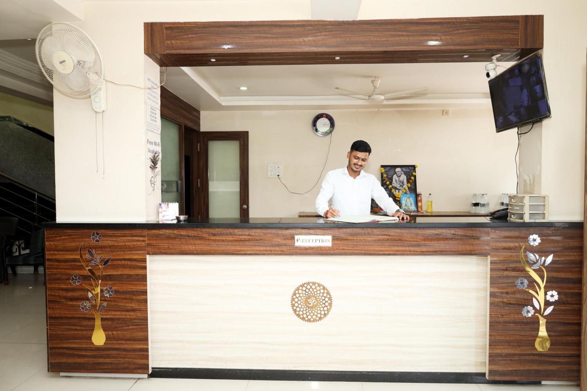 Hotel Sachidanand Shirdi Luaran gambar